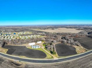 51671 Lor Ray Dr, North Mankato, MN 56003