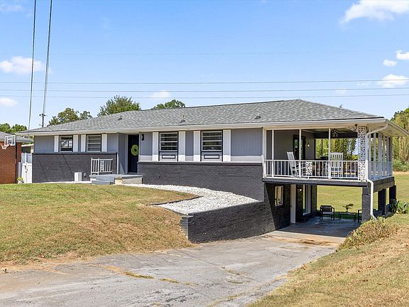 2nd image of 4655 Sable Dr