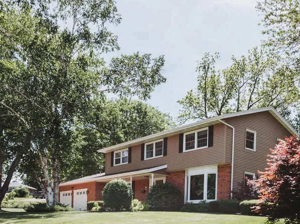 255 Brevity LANE, Columbus, WI 53925