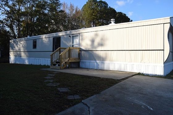 2nd image of 8827 Deerwood Dr