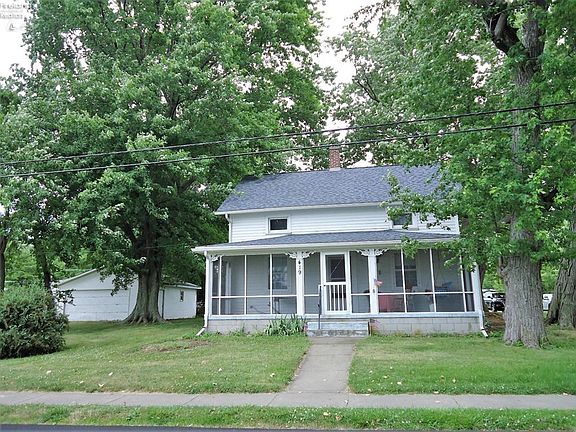 2nd image of 419 W Lakeshore