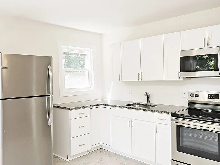 616 Rock Creek Rd #C — Photo 1