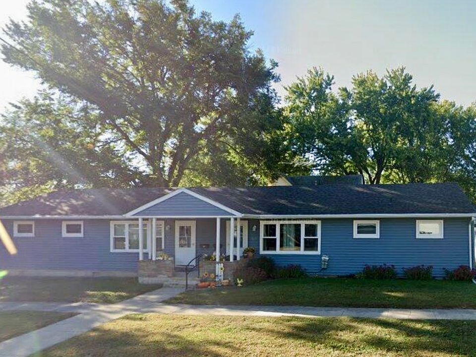 1st image of 319 10th Ave S #2