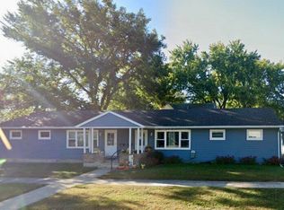 319 10th Ave S #2, Clear Lake, IA 50428
