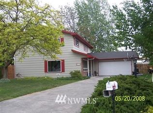 1141 E Hill Pl, Moses Lake, WA 98837