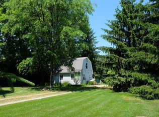 323 E Square Lake Rd, Troy, MI 48085