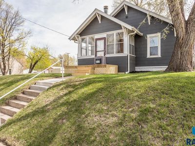 1230 N Dakota Ave, Sioux Falls, SD, 57104