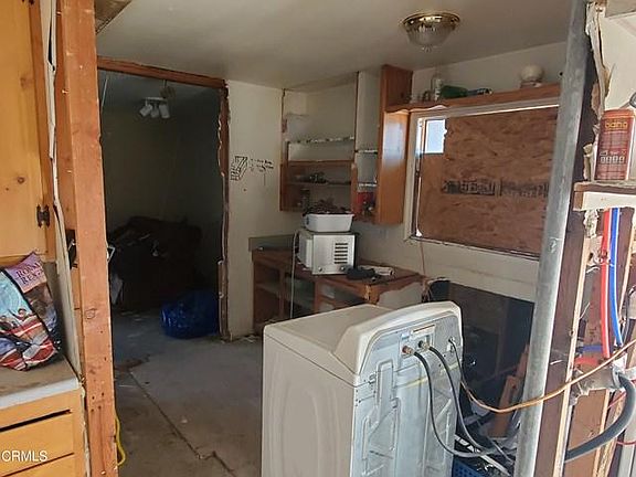 2nd image of 238 Redwood Ave
