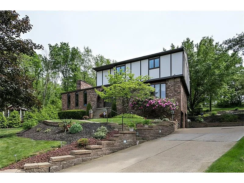 58 Spring Hollow Ct photo 1