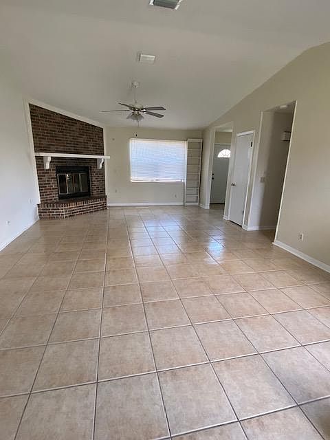 1st image of 700 Venetian Way