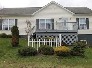 830 Hopewell Ave, Saltsburg, PA
