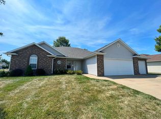 605 Medford Dr, Columbia, MO 65203