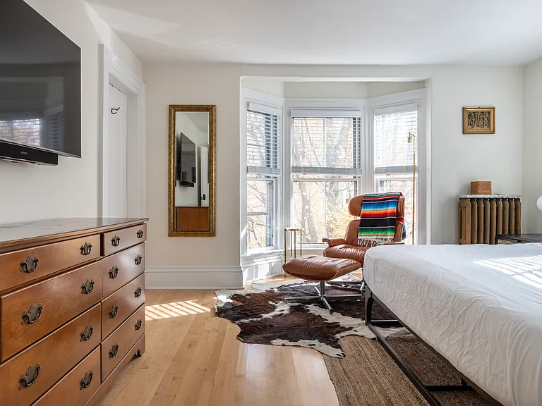 64 Carleton St #2 — Photo 27