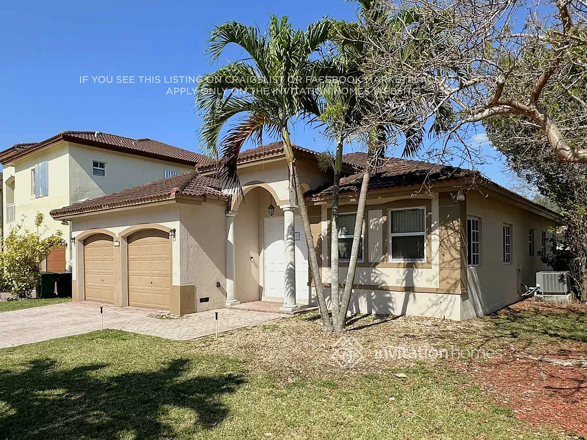 Building Photo - 17717 SW 135th Ct