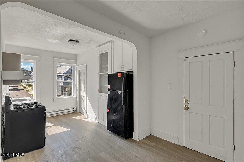 3rd image of 1697 Van Vranken Avenue