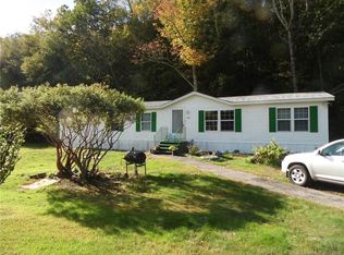 139 Stoddards Wharf Rd #A, Gales Ferry, CT 06335