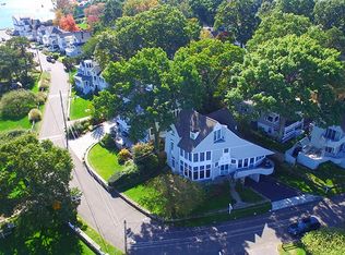 9 Nearwater Rd, Norwalk, CT 06853