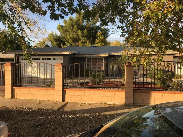 129 E Avenue J8, Lancaster, CA 93535