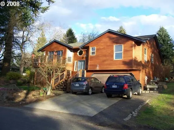 202 Lakeshore Dr, Skamania, WA 98648