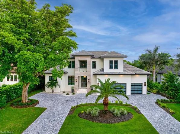 3190 Crayton RD, NAPLES, FL 34103