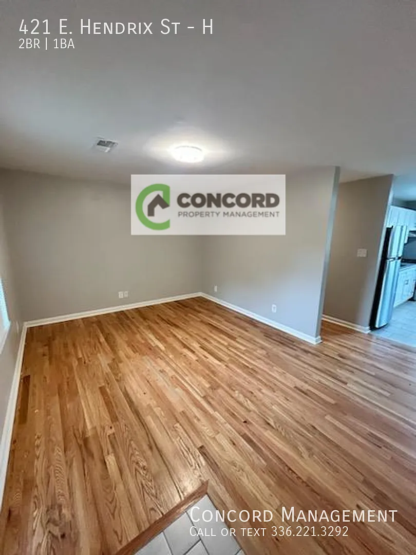 421 E Hendrix St - H/Concordmgmt. Be aware of scams — Photo 4