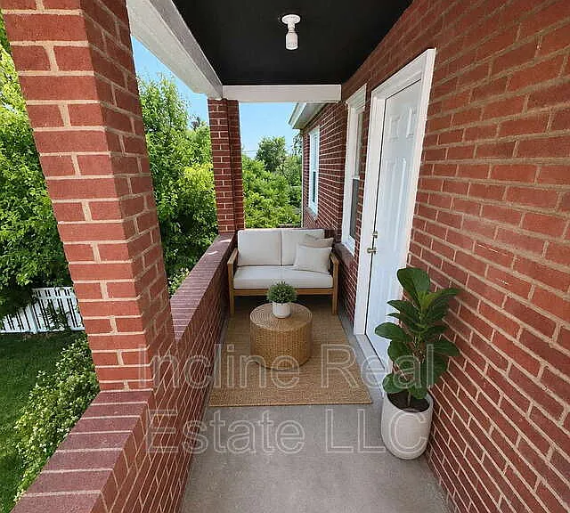 1133 Maryland Ave #3 — Photo 6