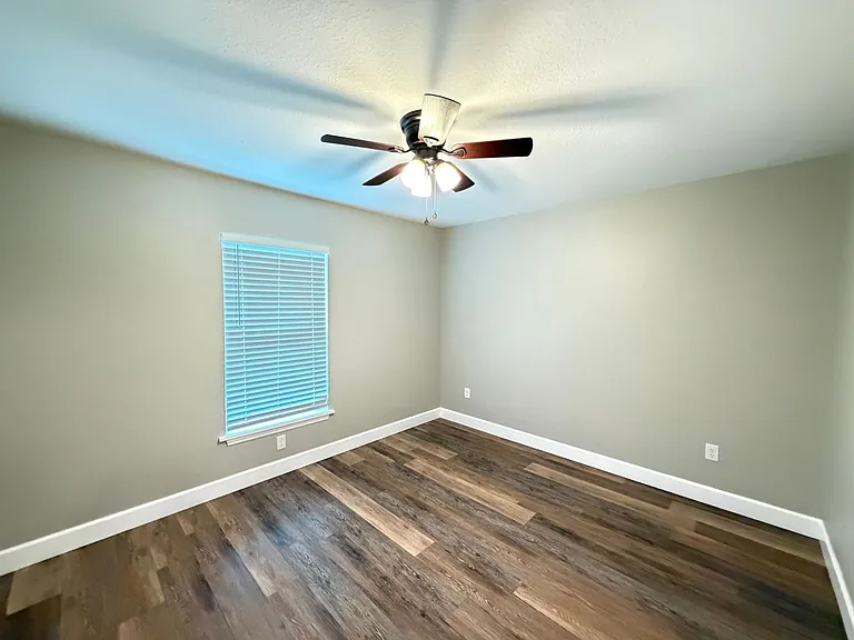 16513 SW 22nd Terrace Rd — Photo 10