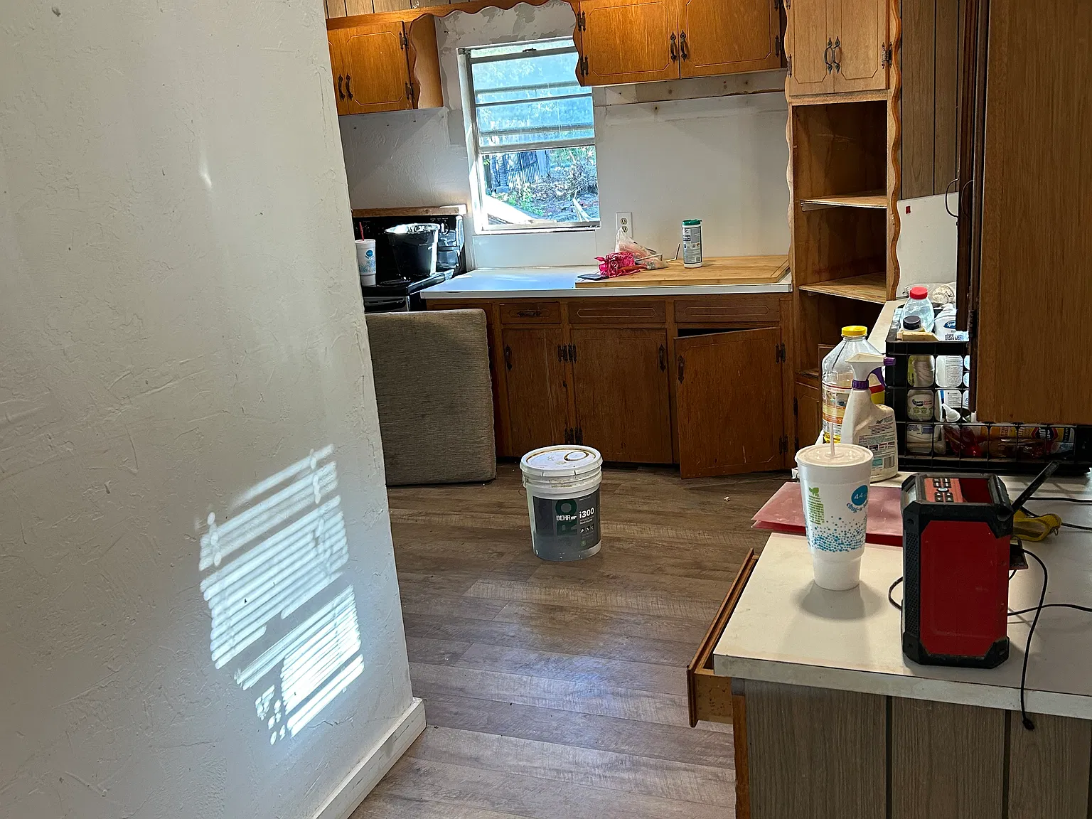 3 bed, 1100 sqft, $900 — Photo 2