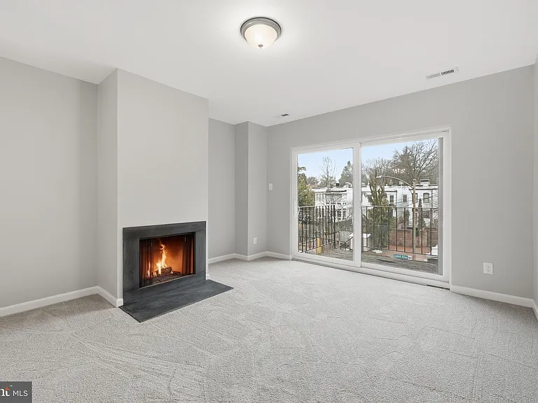 3248 Jones Ct NW — Photo 12
