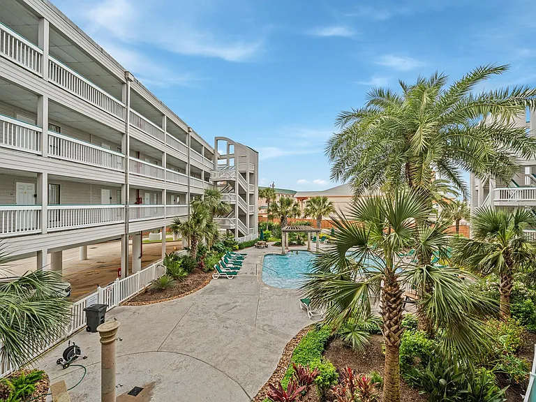 6102 Seawall Blvd #183 — Photo 9