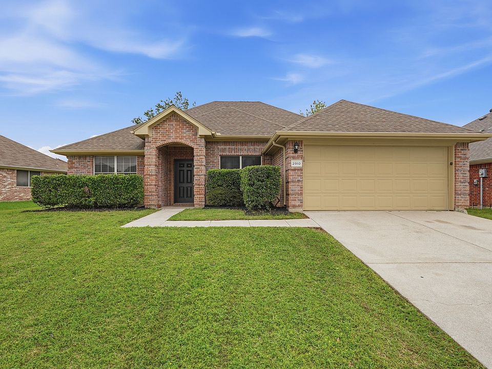 1st image of 2910 Chisholm Trl