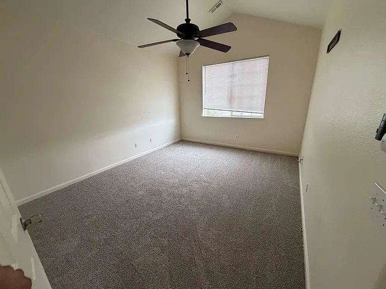 22675 E Ontario Dr — Photo 10