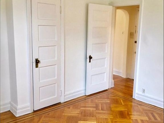 3rd image of 1023 73rd St #2C