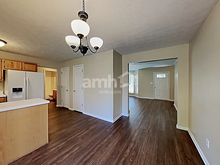 416 Hancock St — Photo 7
