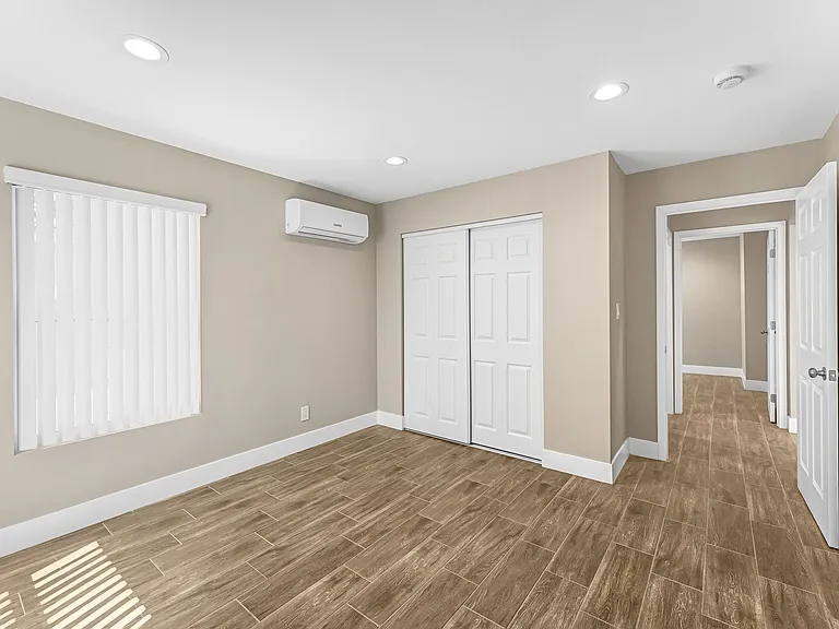 2417 W Stanford St #1 — Photo 8