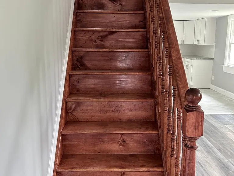 148 Charles Ave — Photo 7
