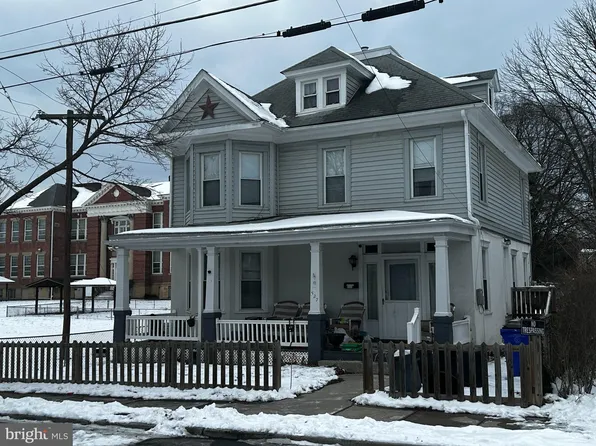 527 Summit Ave, Hagerstown, MD 21740