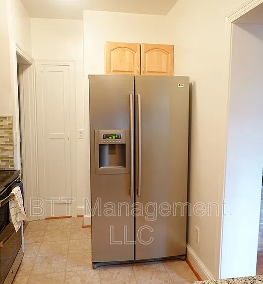 800 Maplewood Ave #1 — Photo 7