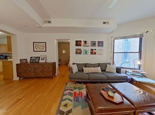702-06 W. Barry, Chicago, IL 60657
