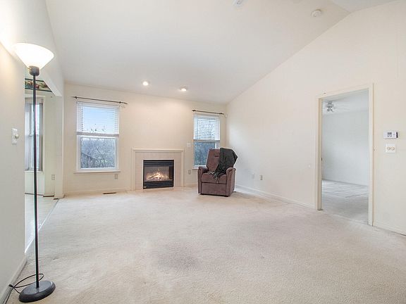 5th image of 7824 Thornhill Dr