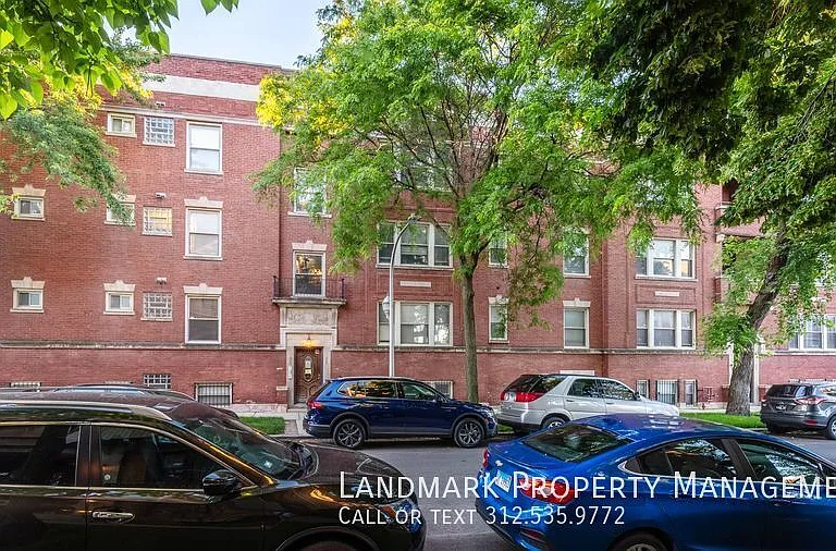 502 E 49th St #203 — Photo 25