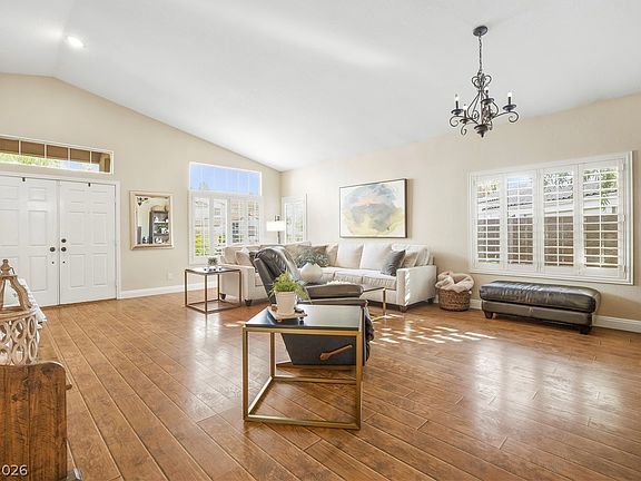 4th image of 2525 Vera Cruz Cir