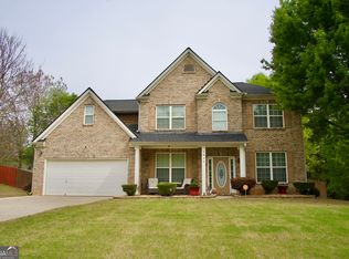1011 Fellowship Rd, Fairburn, GA