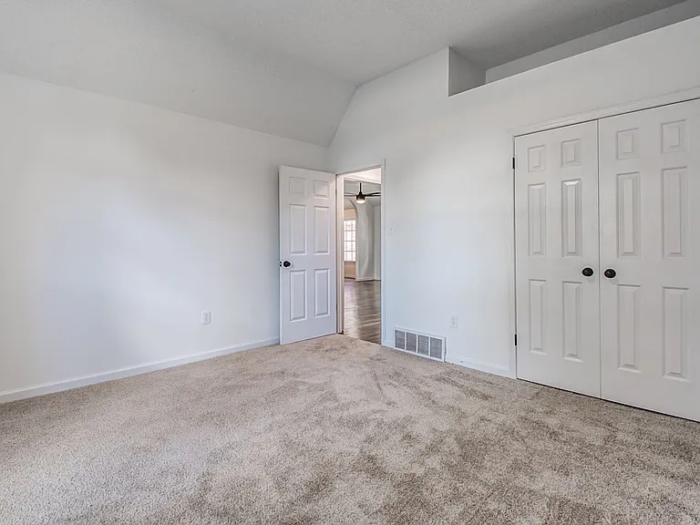 5624 Annandale Dr — Photo 26