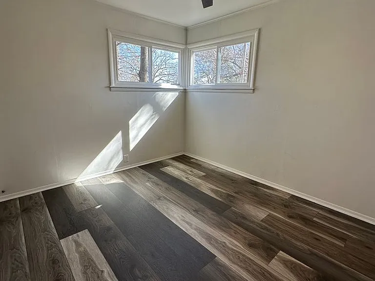 127 Hickory Nut Ln — Photo 12