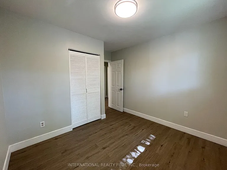 32 Jasper Dr — Photo 9