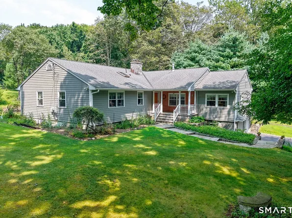 570 Burr Street, Fairfield, CT 06824