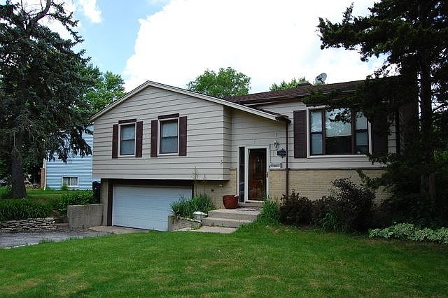 1st image of 644 Leslie Ln
