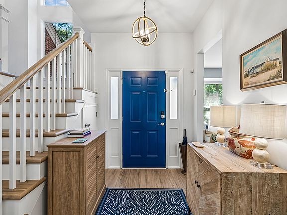3rd image of 602 Portico Park