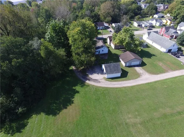 56 Willow St, Mechanicsburg, OH 43044